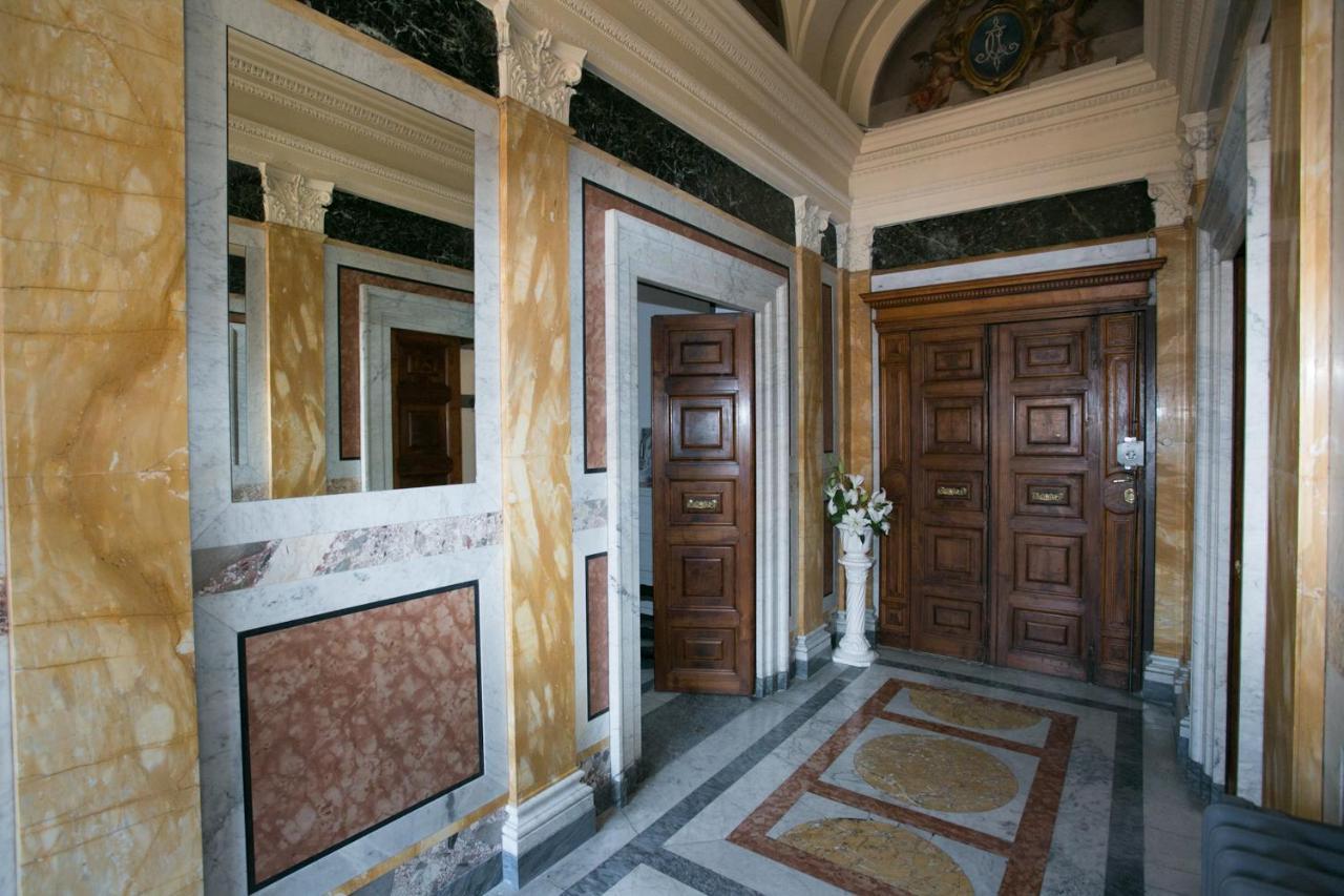 Private Room In Roma Centro Storico Exteriör bild