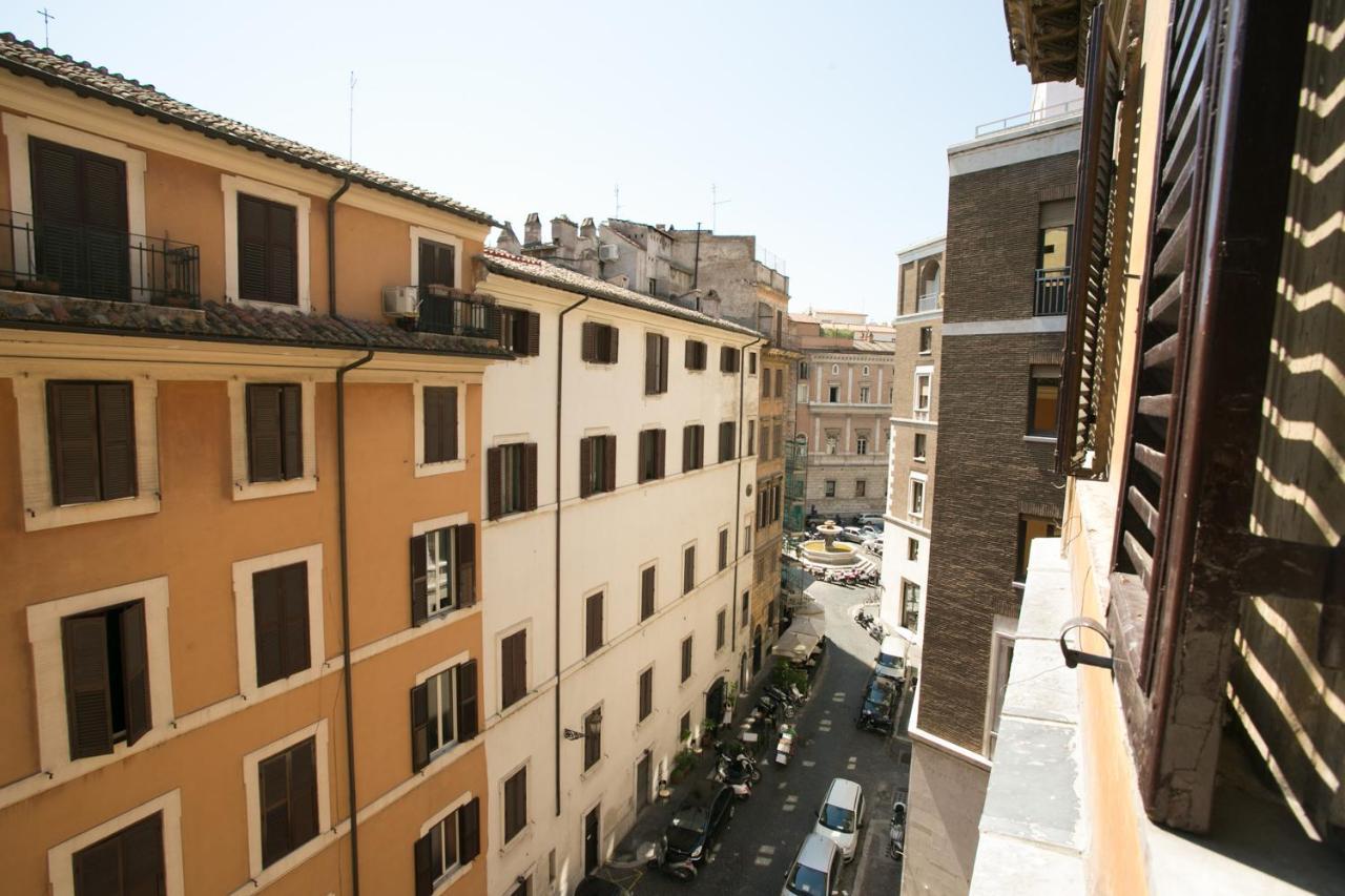 Private Room In Roma Centro Storico Exteriör bild