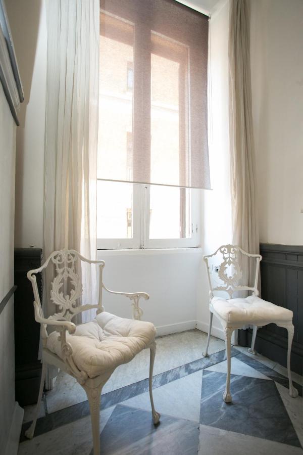 Private Room In Roma Centro Storico Exteriör bild